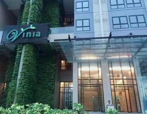 Chilluxe In The Metro