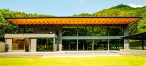 郷音 The Summit Club