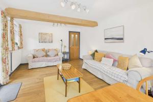 Host & Stay - LOOK Flat