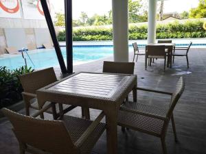 MyOneSpace4u at One Spatial Condo Hotel