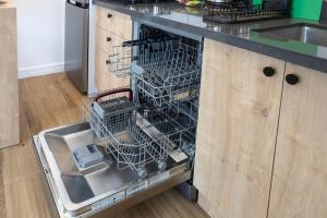 The Room Apartment City Center 8