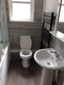 101 - Room 2 - Uplands