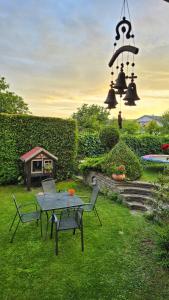 Clara Valis - Village House