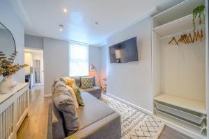 Stunning 1 Bedroom 4 Guest Flat by Anfield Stadium