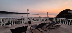 Apartments and Rooms Vinko