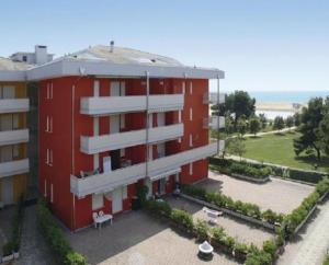 Studio in a seafront building-Beahost