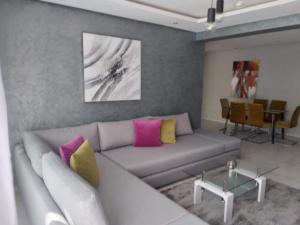 Cosy Apartment Prestigia Hay Ryad 2CH Salon 2 SDB