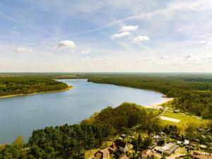 Traumhaus direkt am See mit Dachterrasse, Kamin und Badewanne