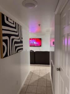 Large 2Kings 2 bedroom 2 bath by EWR NYC Downtown Newark