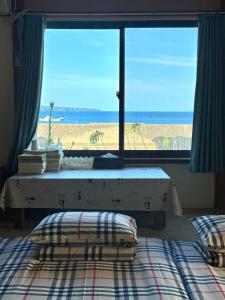 Izu Hokkawa Seaside Guesthouse 伊豆北川の家