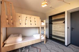 Hotels Hotel Base Camp Lodge - Albertville : photos des chambres