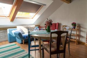 ATTIC Apartment in Old Town Heart Kurpiai