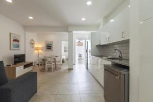 B88 - Mendonça Street Apartment