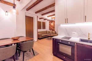 Ohrid Central Apartment - FREE Private Parking