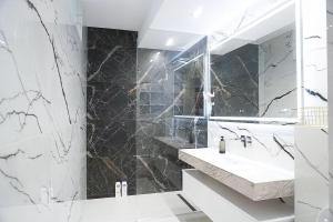 Luksusowy Apartament z ogrodem - Marbella - Puerto Banus