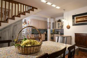 Historic Villa With Pool In The Heart Of Chianti