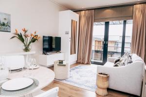 The Gallery, Luxury Apartment 209, Knysna Waterfront, Stay Knysna