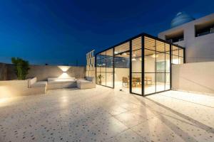 Cozy and Calm flat in Alwadi Xlll