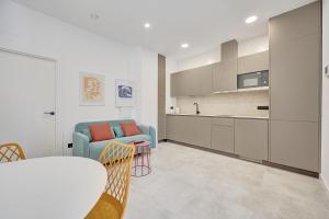 Apartamentos MYE by Clabao