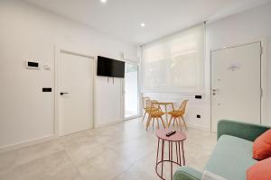 Apartamentos MYE by Clabao
