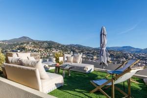 Green Hill Appartement à Nice Terrasse 130m2, Vue panoramique, Piscine, Parking Privé, Climatisation, WiFi