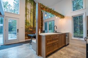 Riverside Retreat - Le Ptit Duc
