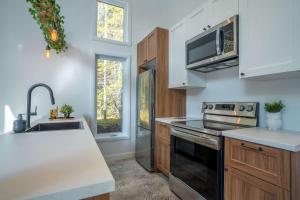 Riverside Retreat - Le Ptit Duc