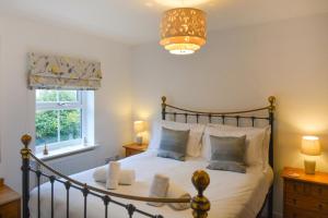 3 Bed in Mumbles oc-hh386