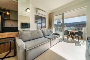 Terrazo 407A - Apto 2 quartos em condomínio de luxo à 300 metros da Praia de Bombas