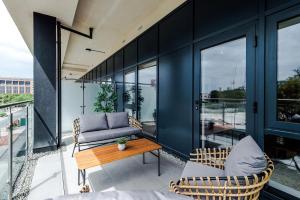 City Centre Flat with a Terrace