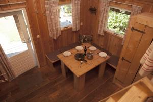 Houtlodge 18 persons