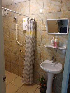 Pawan Jing Joe Koh Kood