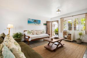 Casa Strelitzia by Escape Home