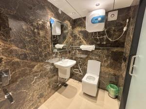 Hotel Plaza 14 Jammu, Near Railway Station