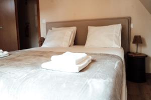 Chalés Luna In Rio A-Frame piscina privada Natureza & Tranquilidade no Minho