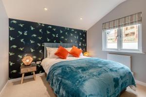 3 Bed in Westward Ho oc-f30894