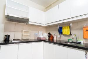 Solemare Parksuites - Condo In Parañaque Near MOA ARENA, SMX CONVENTION CENTER AND DFA MAIN OFFICE