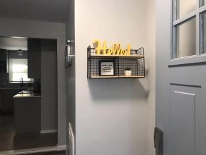 13 Castle Retreat to stylish home in Greenville 4 BD3BTH