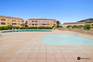 Apartment in Les Issambres in a holiday residence