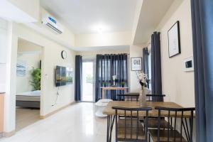 bayshore residential resort 1 - 1BR Near Ayala Mall Manila Bay