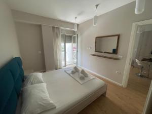 Deni Apartments