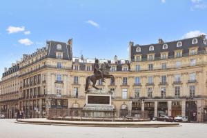 Appartements Studio Herold - Place de Victoires by B-Your Home : Appartement