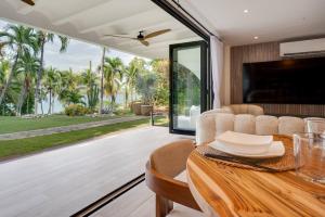 Flamingo Marina Private Beachfront Escape - 3hvězdičkové hotely ve městě Playa Flamingo