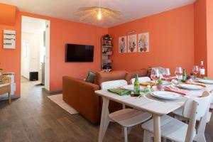 Maisons de vacances Vintage game and poker house - 3 bedrooms - 8 people : photos des chambres