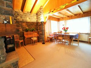 Bright Chalet with Terrace