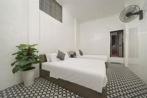 Hoan Kiem Lakeside Hostel- The best location