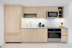 Modern Stylish 1BR Apartment with Pool