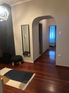 Elegant Art City Apartment