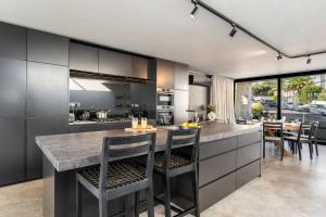 Villa Pietra - Camps Bay