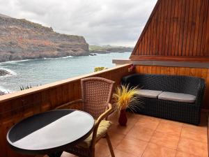 Tili apartment with ocean view